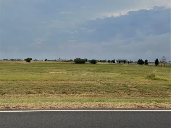 5466 Piedmont Rd N #15, Piedmont, OK 73078