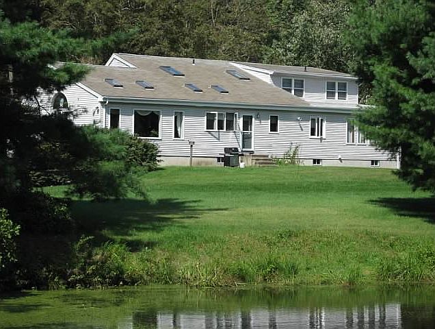 2nd image of 36 Dead Hill Rd
