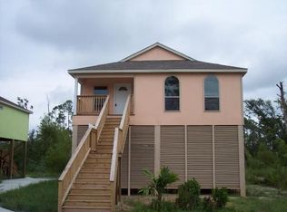 416 Bayview St, Pass Christian, MS 39571
