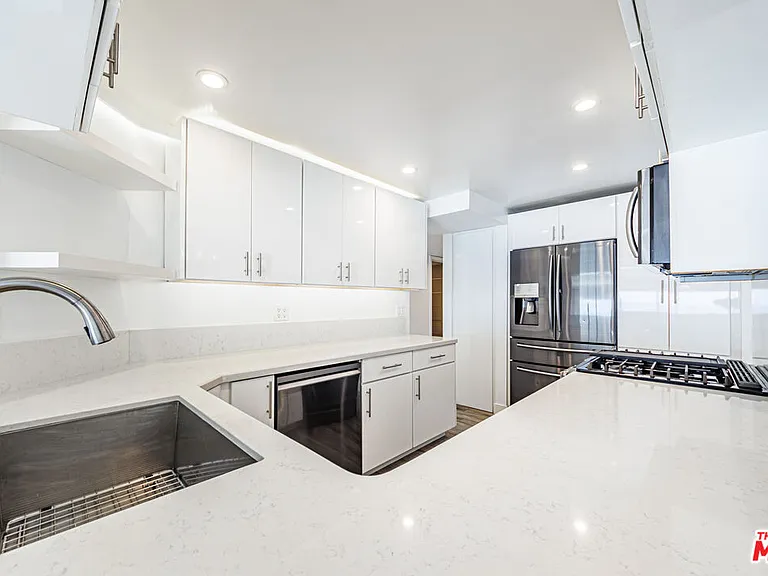 18055 Coastline Dr #2 — Photo 9