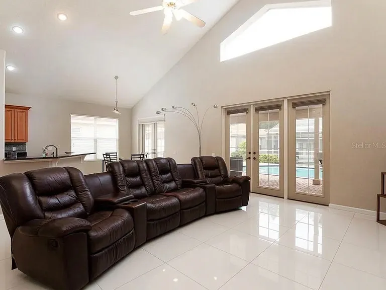 7903 Saint Giles Pl — Photo 29
