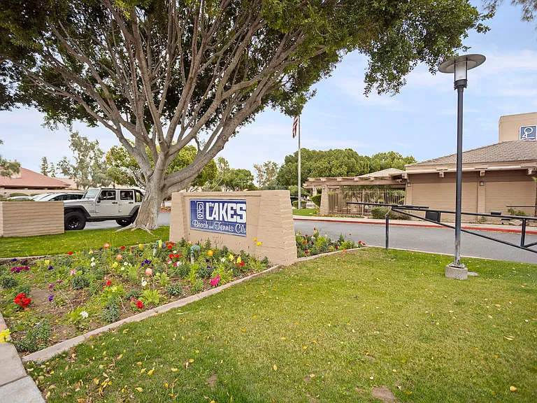 5200 S Lakeshore Dr #128 — Photo 74