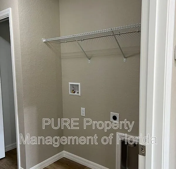 8 Locust Loop — Photo 23