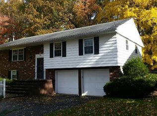 276 Wheelock Dr NE, Warren, OH