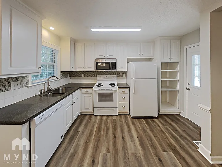 222 Mary Sandra Pl — Photo 4