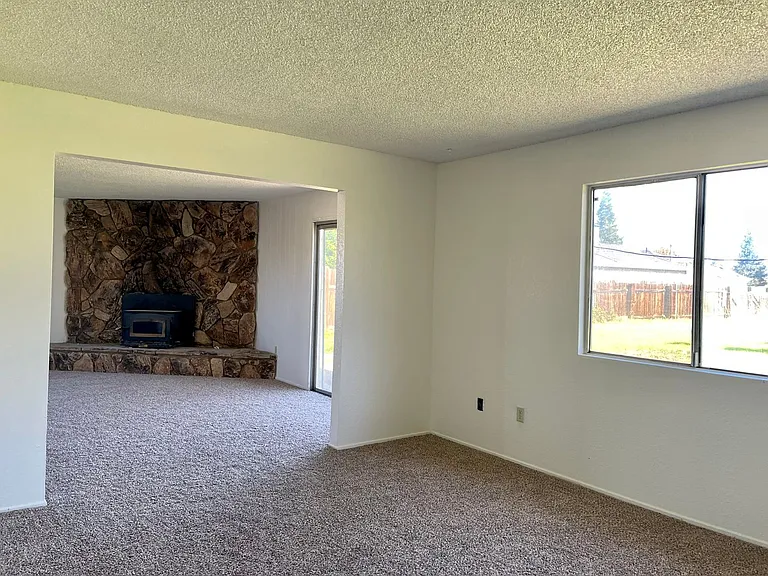 3469 Alta Mesa Dr — Photo 5