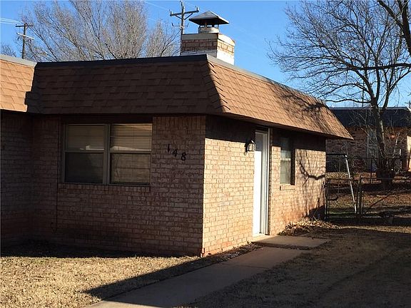 3rd image of 148 NE 12th St #150