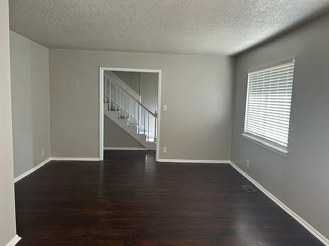 5213 S 76th East Ave — Photo 3