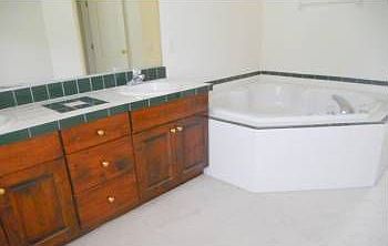 2nd image of 3176 Barbour Dr