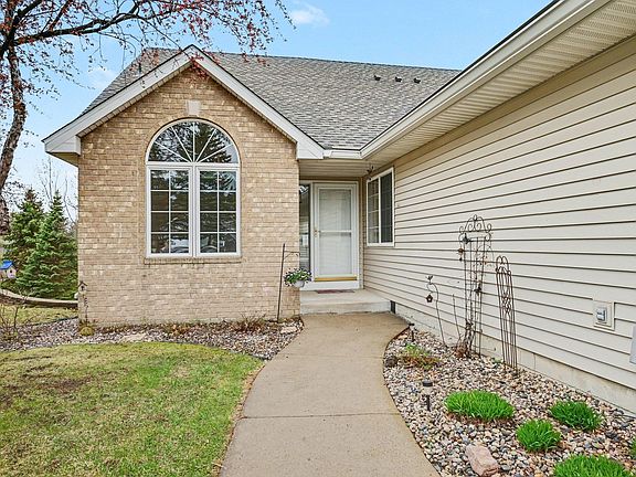3rd image of 14602 Beverley Ln