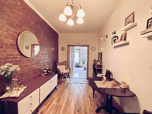 Rented by Highline Residential | media 10