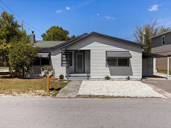 1035 Martin Luther King Jr Ave, Dunedin, FL 34698