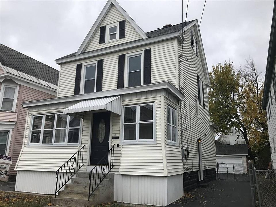 2nd image of 809 Holland Rd