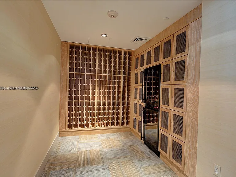 950 Brickell Bay Dr #1911 — Photo 27