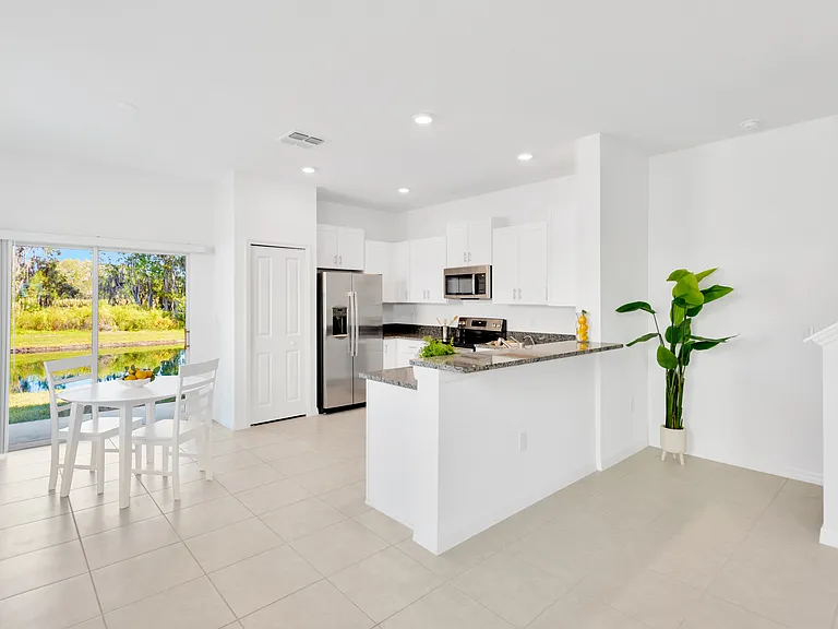 6032 Shiner St — Photo 45