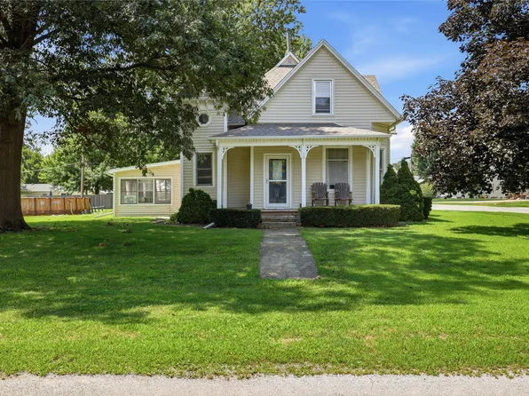 201 S Sycamore St, Cambridge, IA 50046