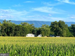 550 & 560 Rohrbaugh Ln, Moorefield, WV 26836