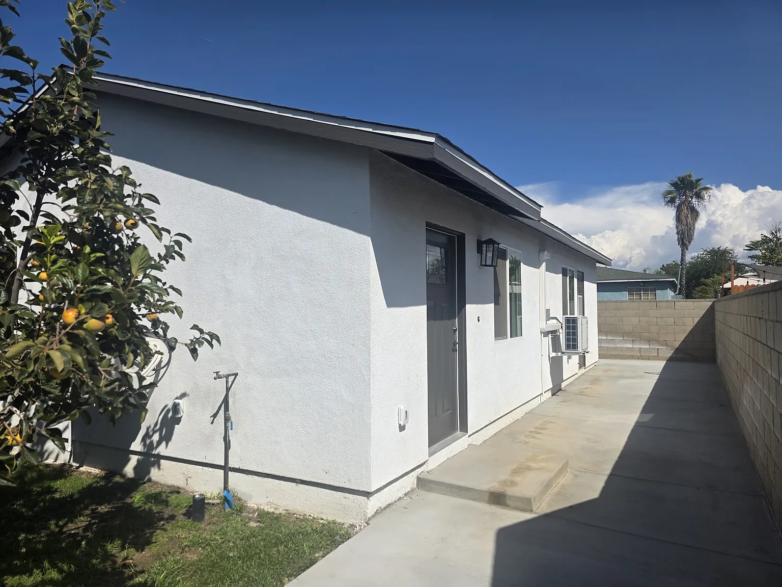 2 bed, 750 sqft, $2,500 — Photo 1