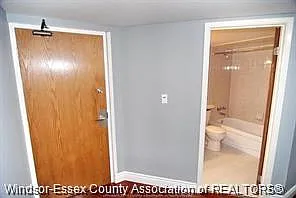 380 Pelissier St #904 — Photo 11