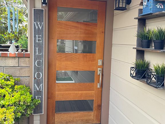 3rd image of 455 Mission Dr