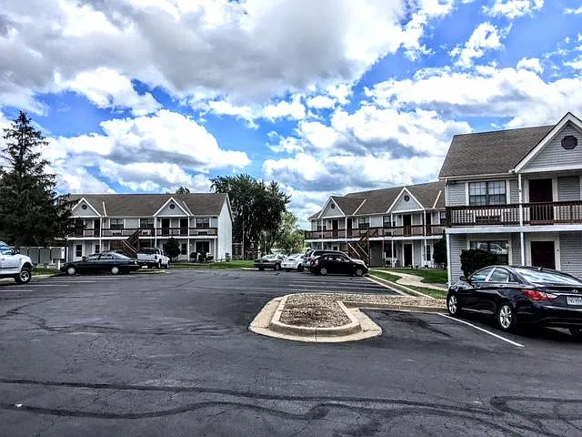 935 SW Hampton Ct #7 — Photo 14