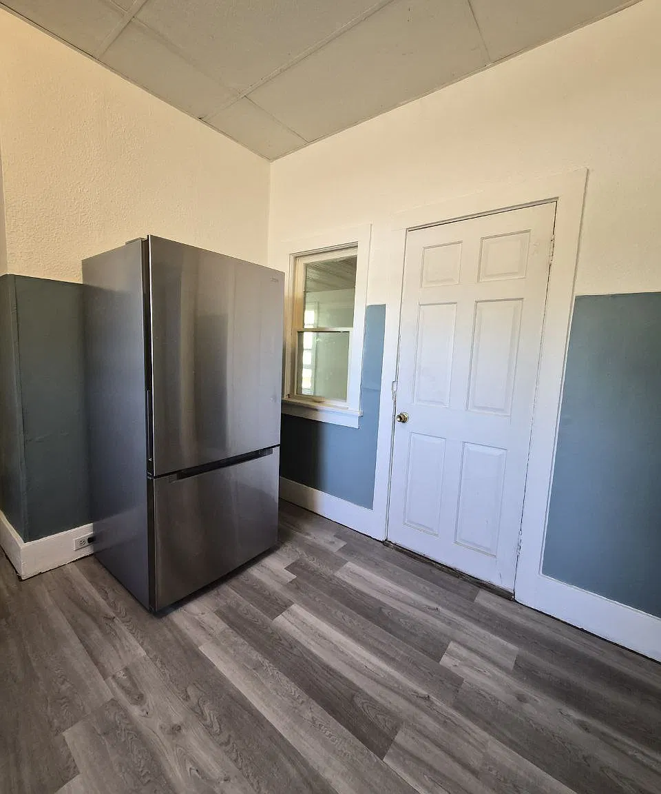 3 bed, 1052 sqft, $1,050 — Photo 3