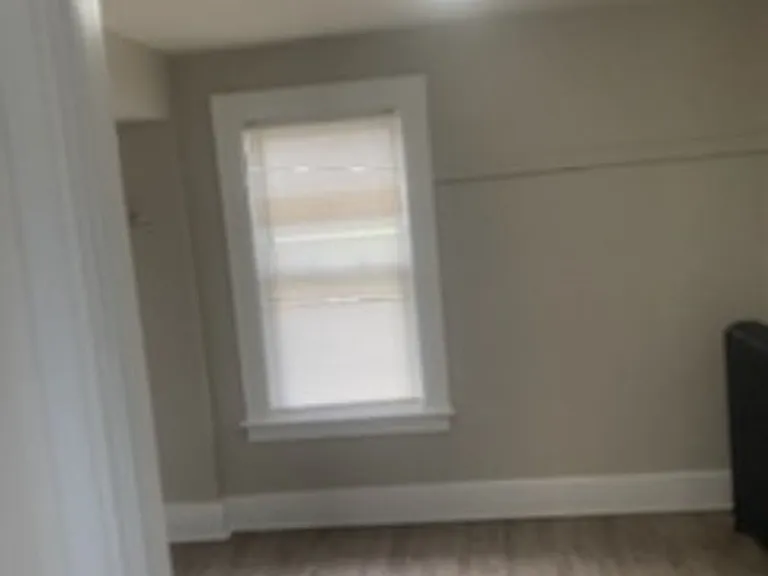 80 Fleming St — Photo 9