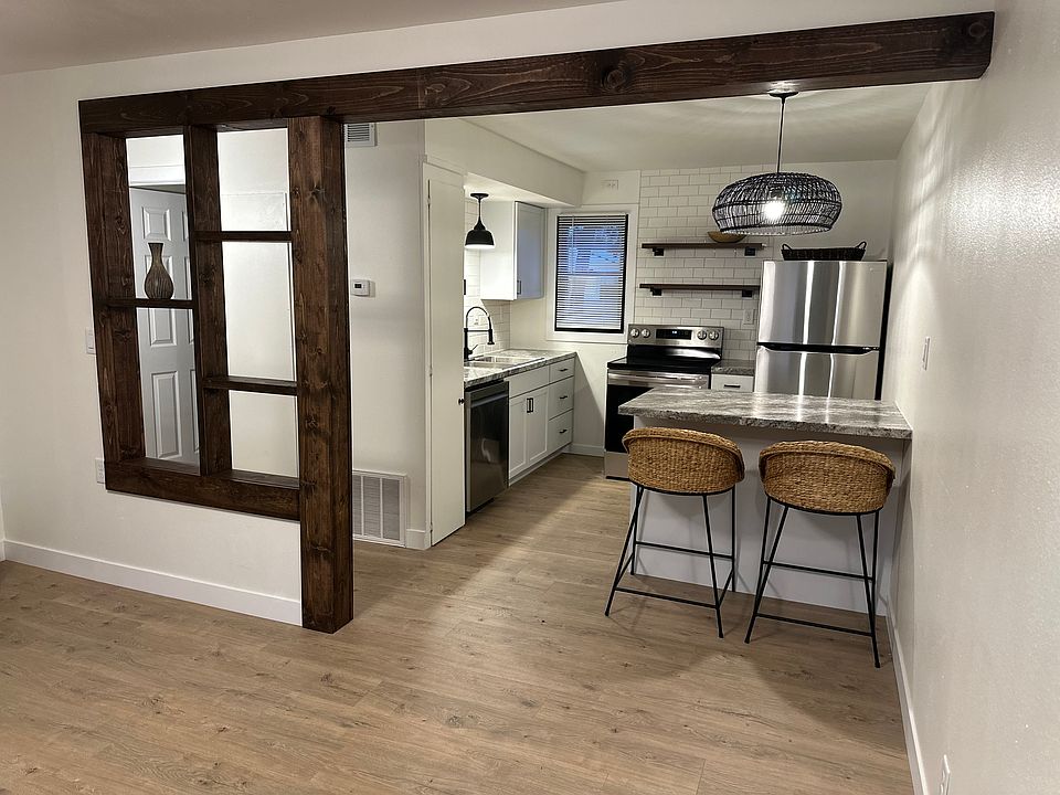 1st image of 2806 Willow Dr #2810-1