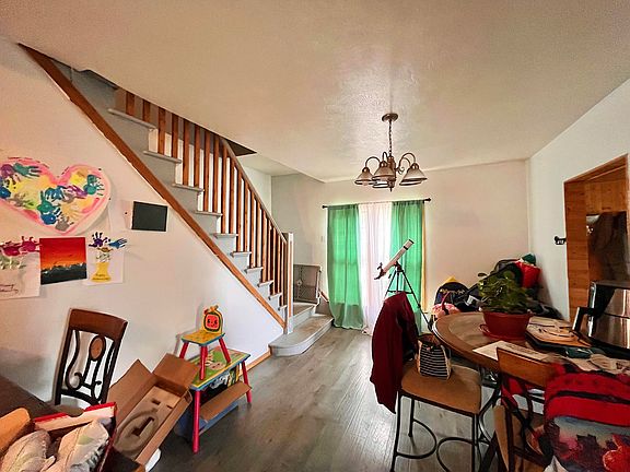 4th image of 508 New York Ave