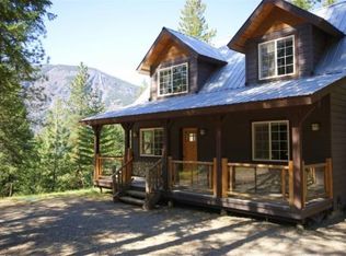 41 Bitterbrush Rd, Winthrop, WA 98862