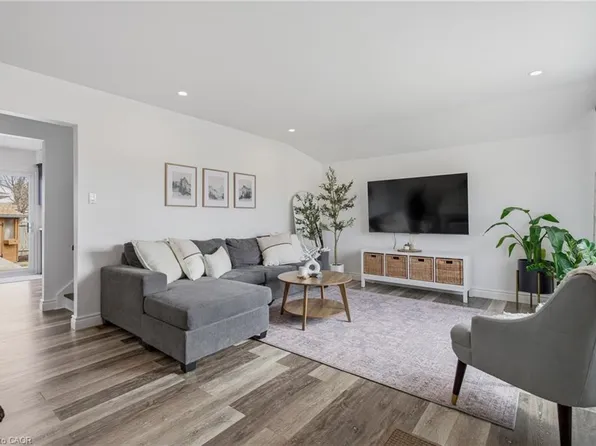 85 Hincks St #A, Wilmot, ON N3A 2B1