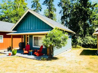 1806 Newman Rd #2, Freeland, WA 98249