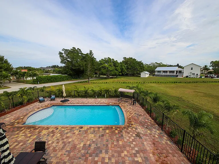 130 Green Dolphin Dr — Photo 11