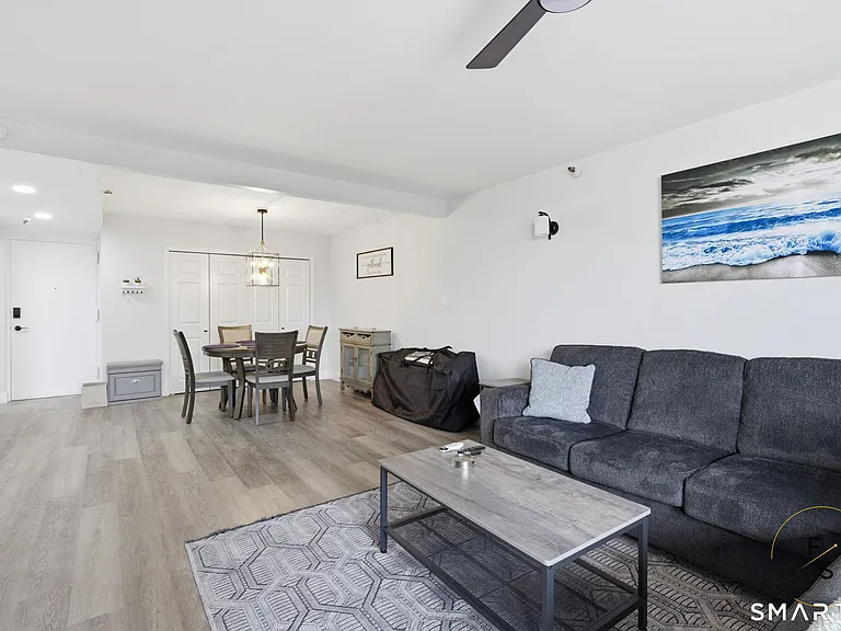140 Captain Thomas Blvd #307 — Photo 8
