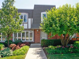 753 Orleans Dr, Highland Park, IL 60035