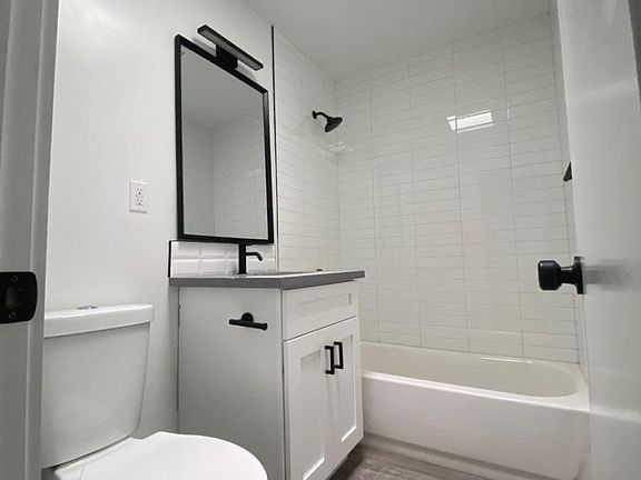 5th image of 140 N Roberto Ave #144