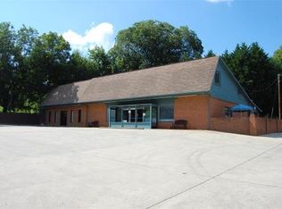 600 W King St, Hillsborough, NC 27278