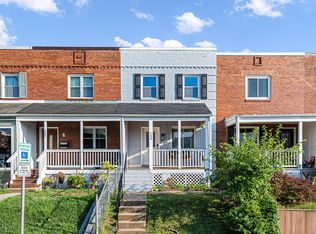 135 Lynhaven Dr, Alexandria, VA 22305