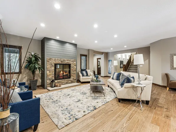 35902 Verdin St NW, Cambridge, MN 55008