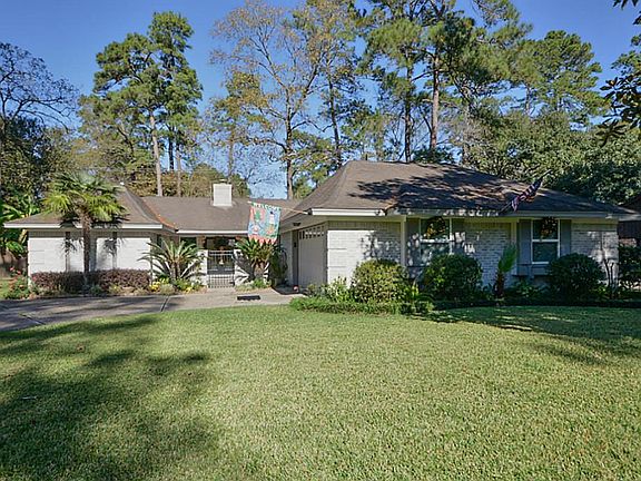 2nd image of 2219 Seven Oaks Dr
