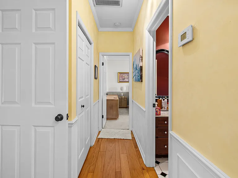 10002 Hunt Cliff Dr — Photo 33