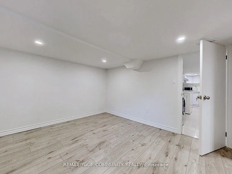 107 Temperance St — Photo 12