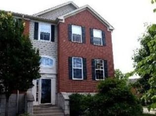 234 Comstock Dr, Elgin, IL 60124