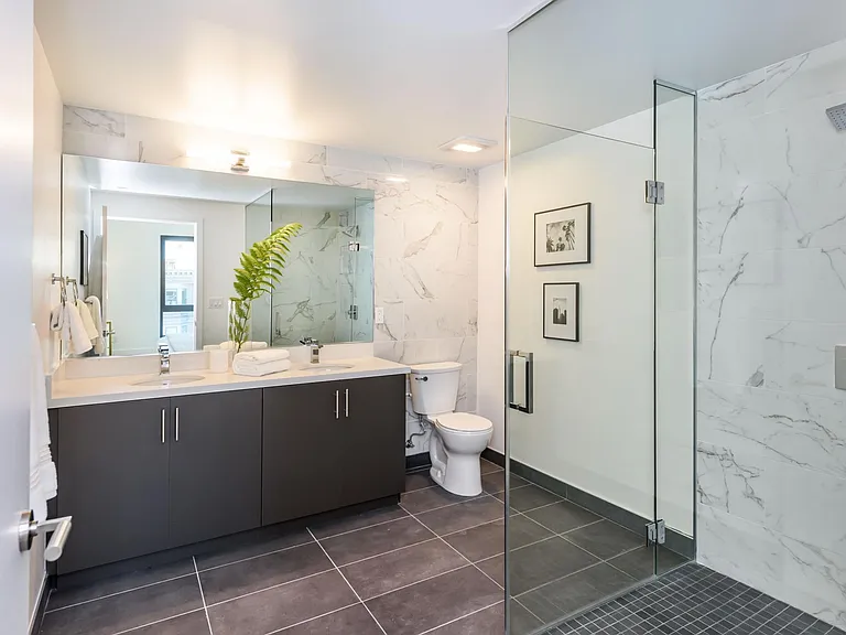 1288 Howard St #605 — Photo 13