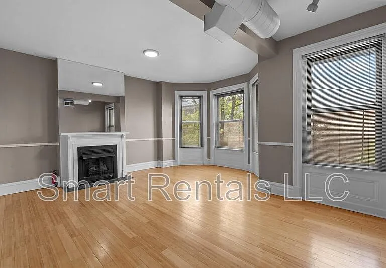 4133 Laclede Ave #1 — Photo 6