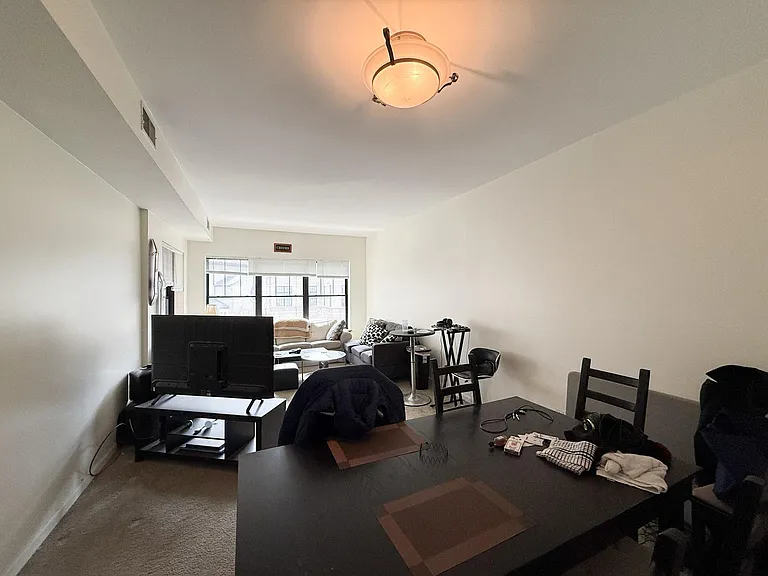 426-28 W Deming Pl — Photo 7