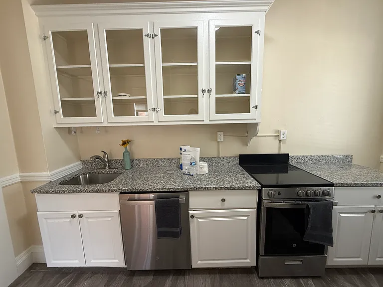 1470A Beacon St #65 — Photo 2