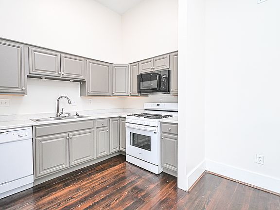 5th image of 1114 York St #B