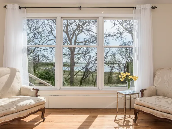 21 Sammys Beach Rd, East Hampton, NY 11937