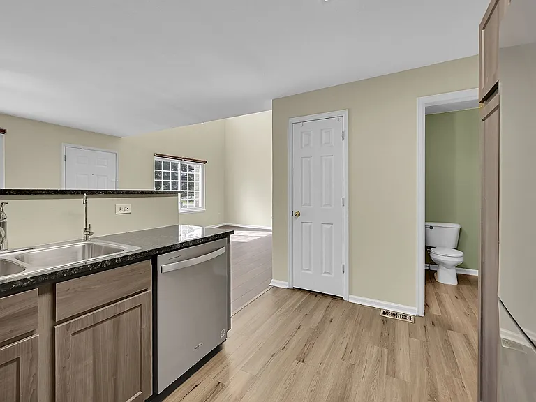 1097 W 112th Ave #B — Photo 12